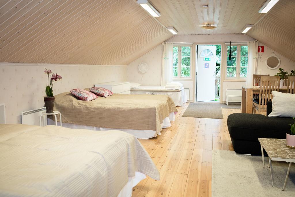 Pensionat Jarnavik Hotel Brakne-Hoby Buitenkant foto
