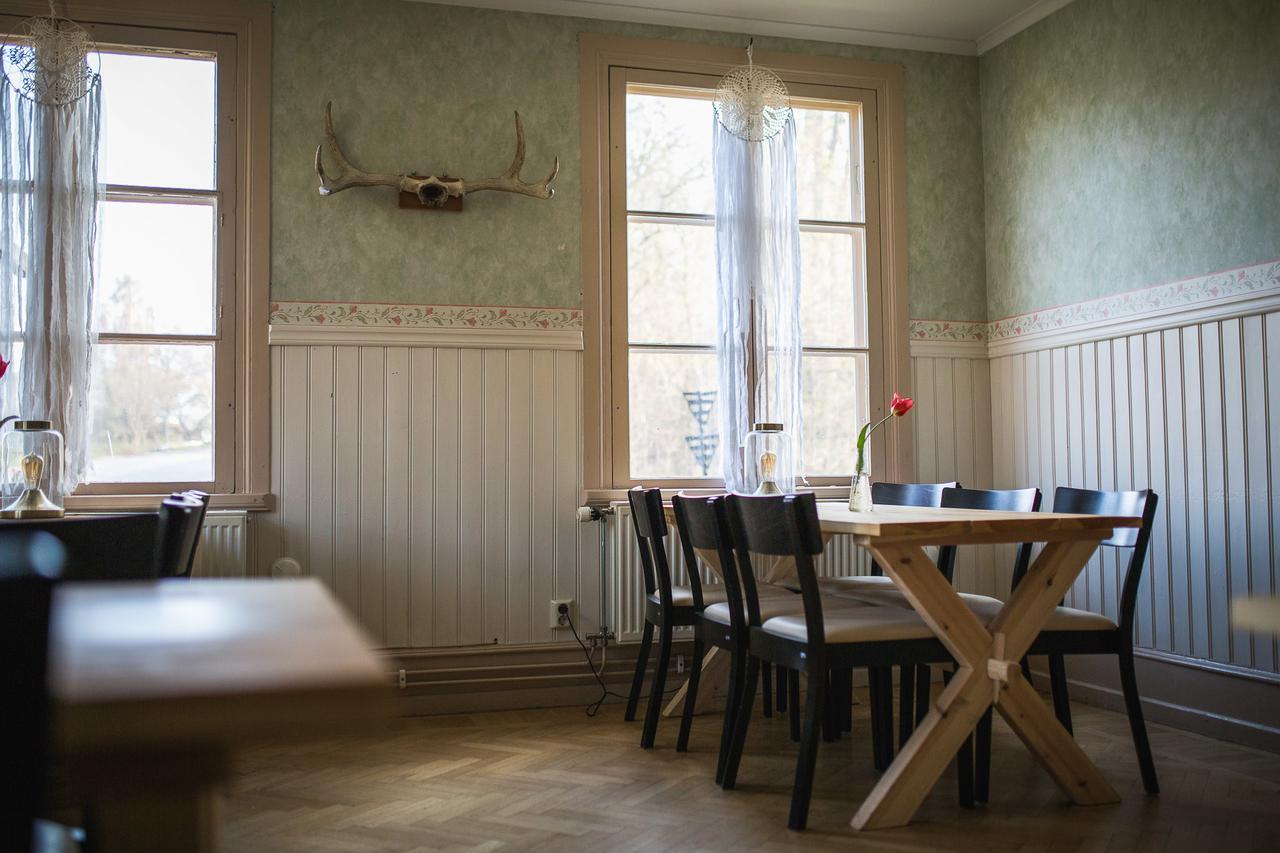 Pensionat Jarnavik Hotel Brakne-Hoby Buitenkant foto