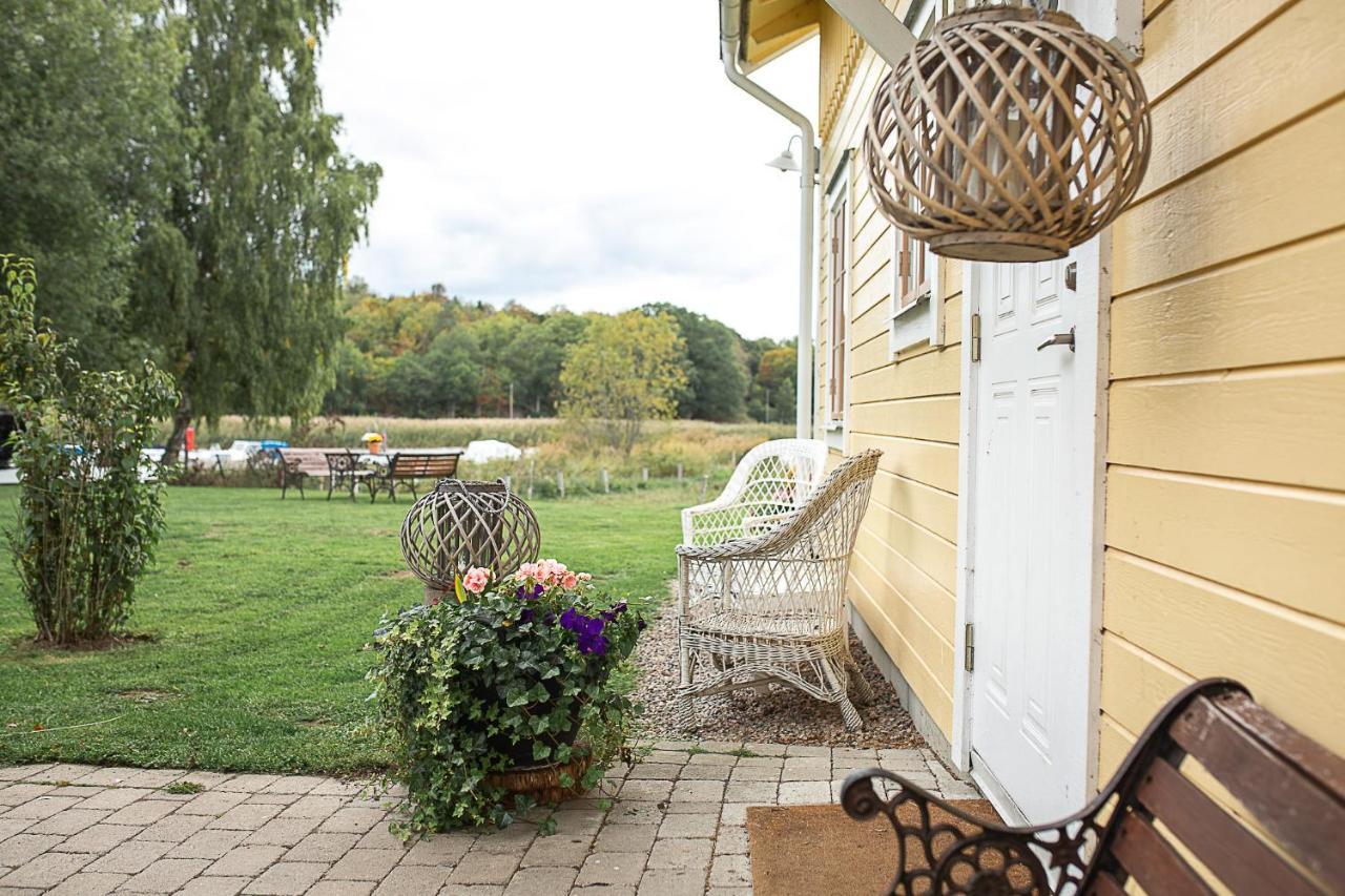 Pensionat Jarnavik Hotel Brakne-Hoby Buitenkant foto