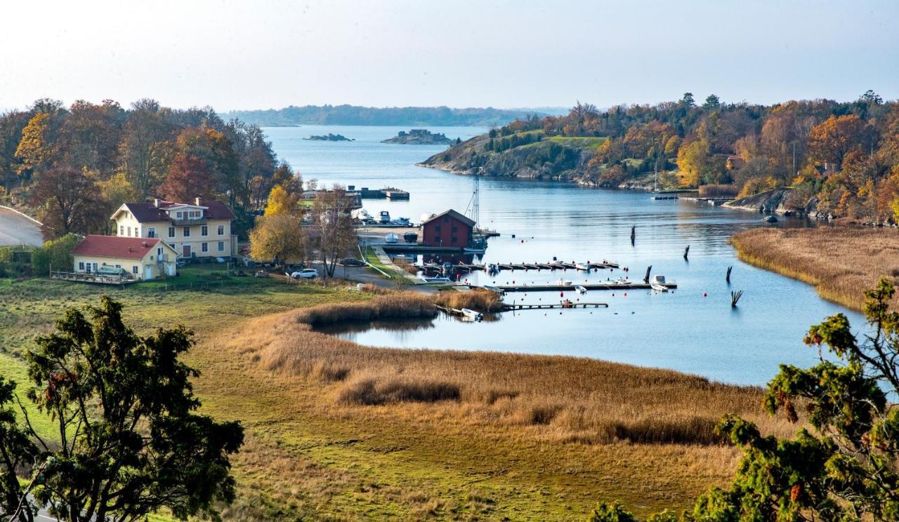 Pensionat Jarnavik Hotel Brakne-Hoby Buitenkant foto